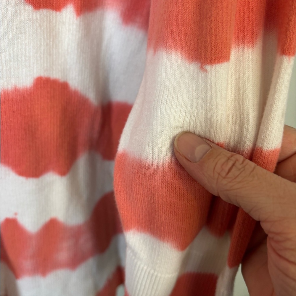 3/$20 Chico's Vibrant Coral and White Long Sleeve Ribbed Shirt - Picture 4 of 4